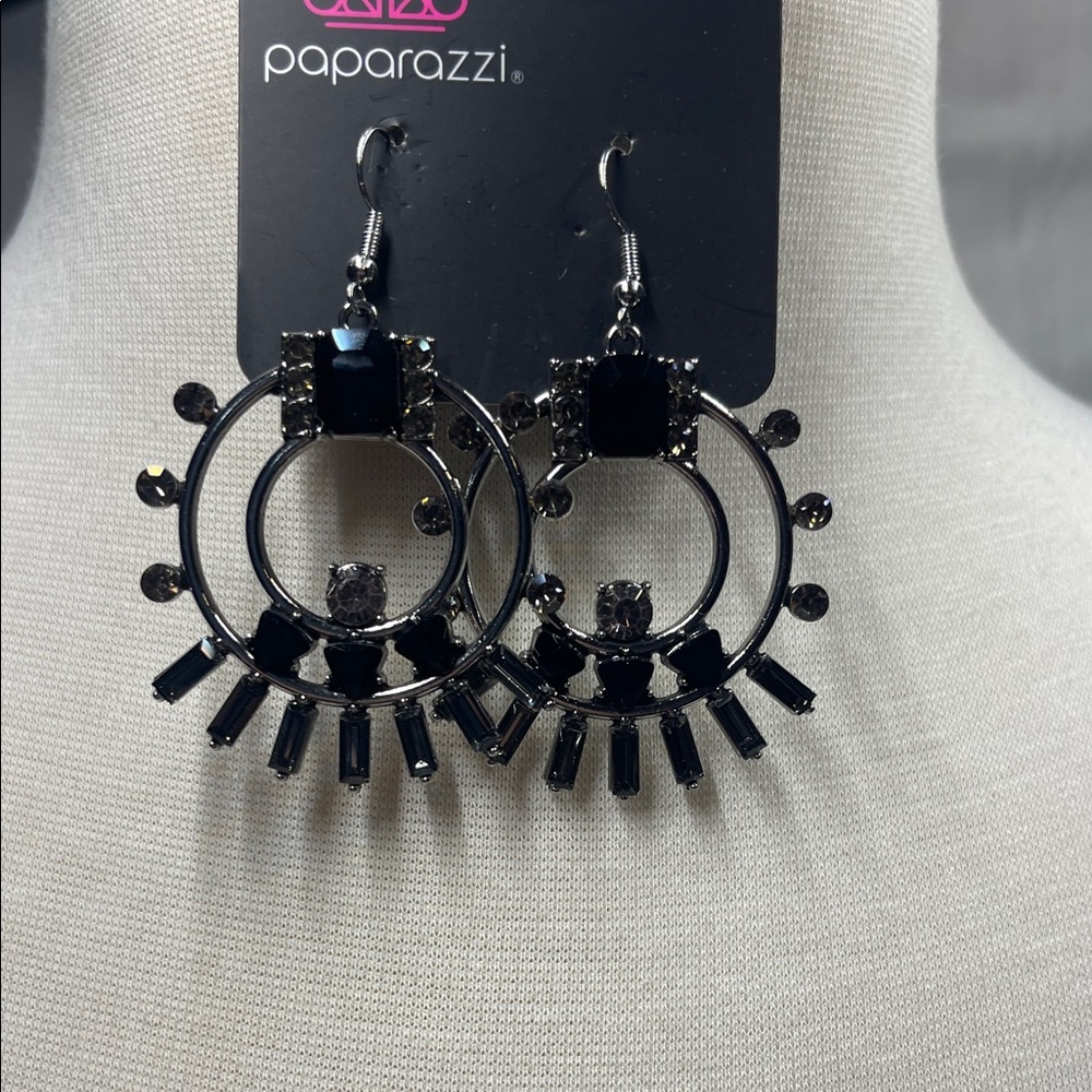 Paparazzi Black and Silver Geometric Earrings BNWT
